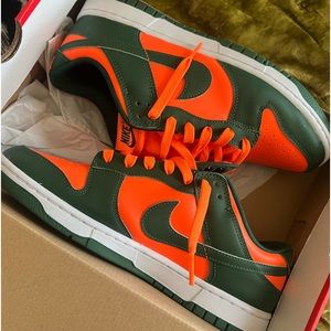 Nike dunk low miami hurricanes